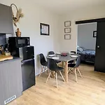 Holiday home Domaine Des 7 Cepages Arsonval