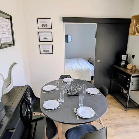 Holiday home Domaine Des 7 Cepages