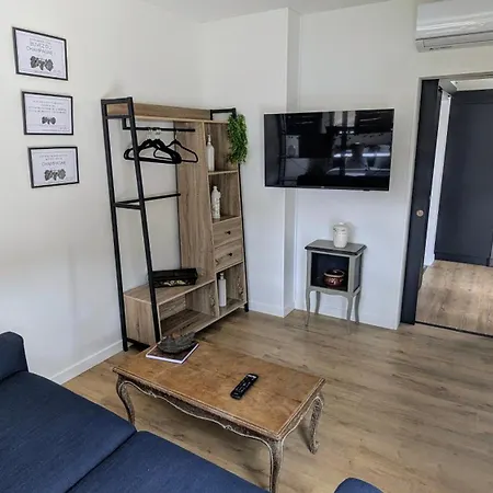 Holiday home Domaine Des 7 Cepages Arsonval