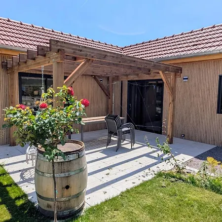 Domaine Des 7 Cepages Holiday home Arsonval